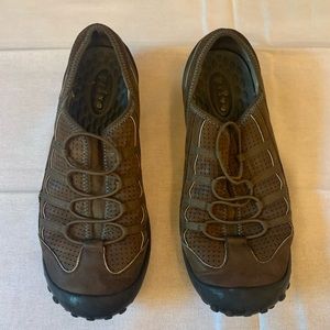 Provo suede sneakers